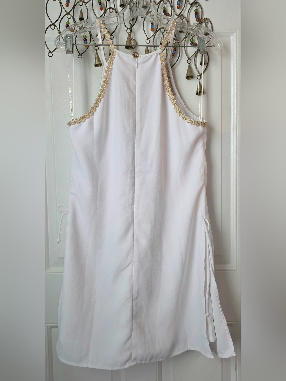 Lilly Pulitzer Pearl Romper Women's 4 Resort White w/ Gold Crochet Yoke Halter - Picture 3 of 14